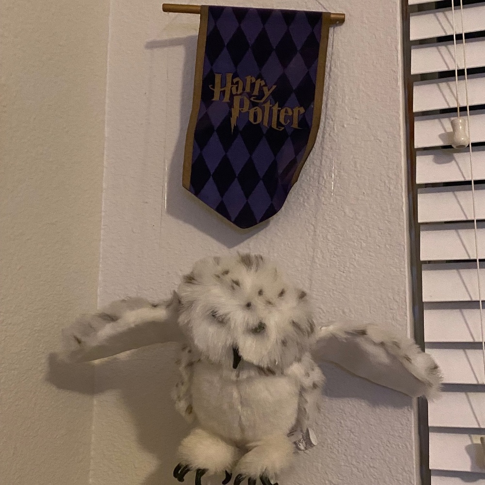 Harry Potter hanging flying Hedwig plush owl